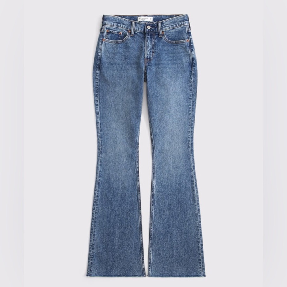 Abercrombie & Fitch Curve Love Mid Rise Bootcut Jeans in 28 Short